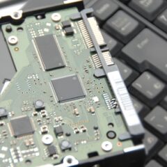「SSDって何がすごいの？HDDとの違いは？」