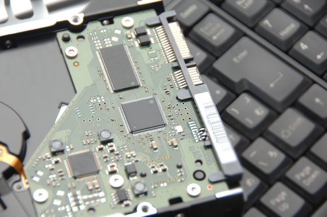 分解用ノートパソコン 分解工房・NEC LAVIE Smart NS [Note Standard(e)] PC-SN16C HDD