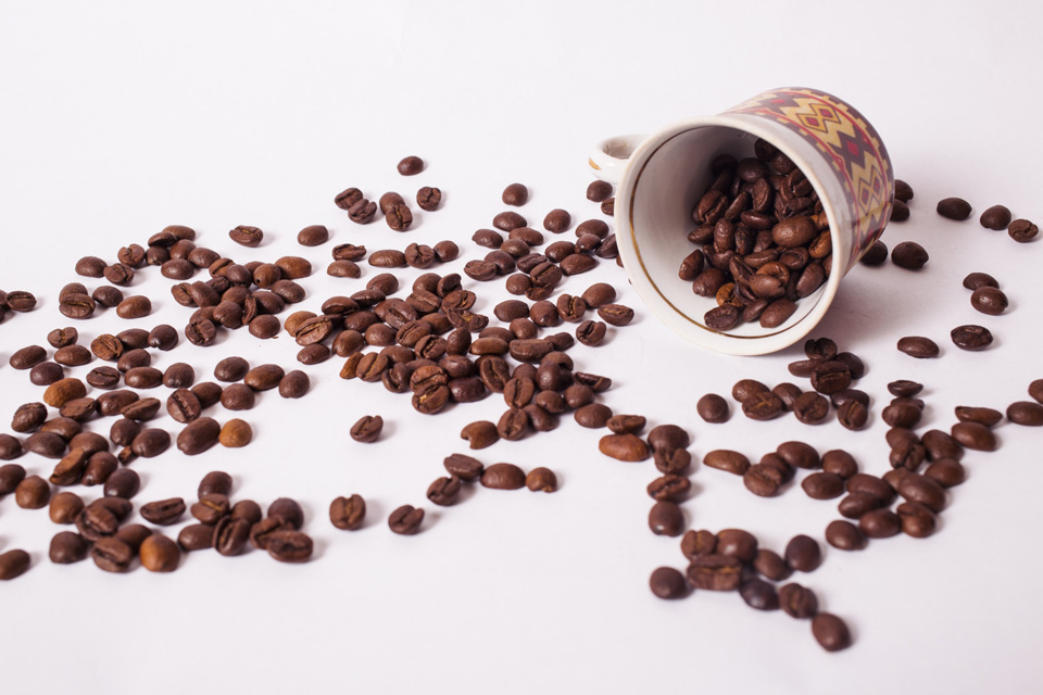 こぼれたコーヒー豆