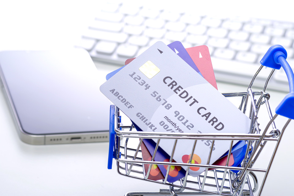 カートに入ったクレジットカード