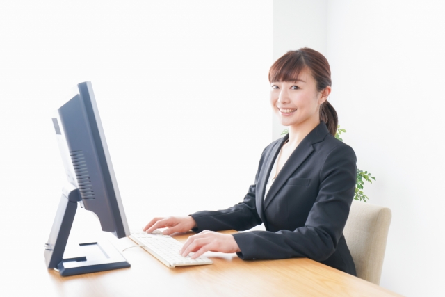 ネットショップの運営にくじらやの中古パソコンをご利用中