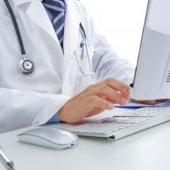 Windows11への移行を支えた「くじらや」の中古パソコン ～G病院様の導入事例～